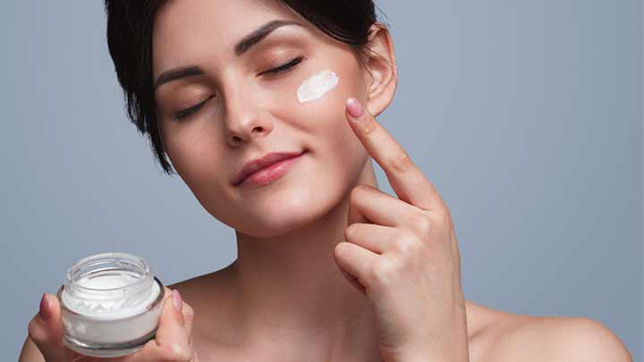 فواید آبرسانی پوست فواید آبرسانی پوست