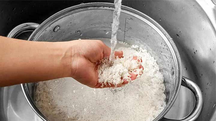 روش نگهداری برنج خیس خورده روش نگهداری برنج خیس خورده