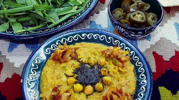 مراحل تهیه آبگوشت بزقرمه با بادمجان مراحل تهیه آبگوشت بزقرمه با بادمجان