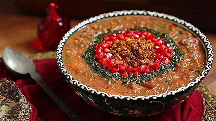مراحل تهیه آش انار گیلان مراحل تهیه آش انار گیلان