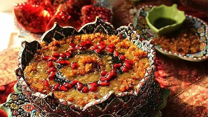 آش میوه از غذاهای خوشمزه تبریزی