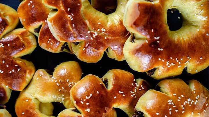 مراحل تهیه کلوچه خرمایی مراحل تهیه کلوچه خرمایی