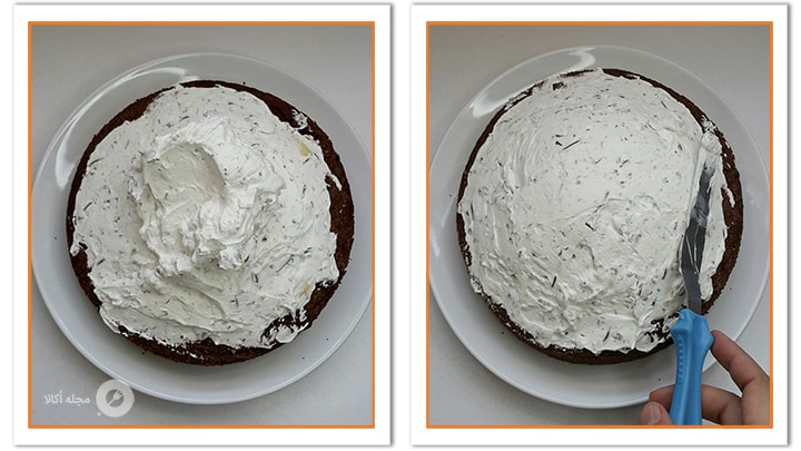 با کارد پهن روی کیک کوستبک را صاف و یکدست کنید با کارد پهن روی کیک کوستبک را صاف و یکدست کنید