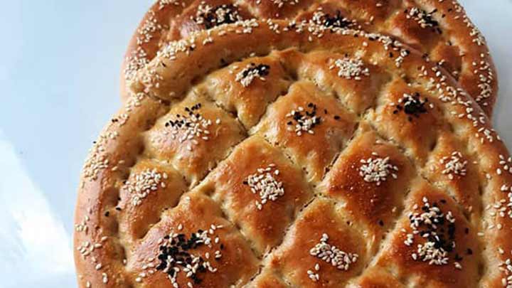 نان بالاتوه خوشمزه و سنتی به روش لاری نان بالاتوه خوشمزه و سنتی به روش لاری