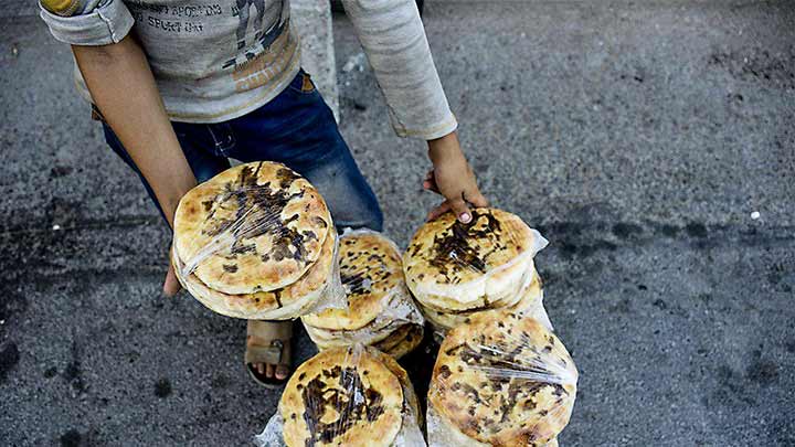 نان کلوکی خوش طعم بندرعباس نان کلوکی خوش طعم بندرعباس