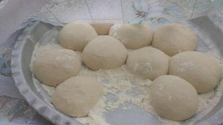 نان توموشی خوشمزه و لذیذ