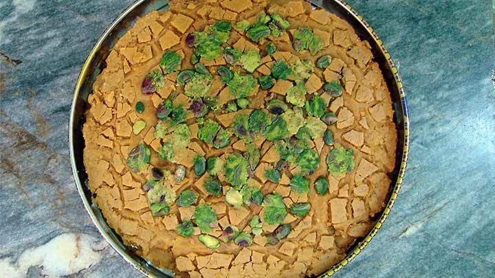 سوهان عراقی خوشمزه و مجلسی به روش خانگی سوهان عراقی خوشمزه و مجلسی به روش خانگی