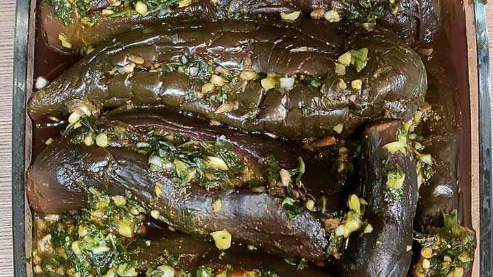 طرز تهیه ترشی بادمجان شکم پر طرز تهیه ترشی بادمجان شکم پر