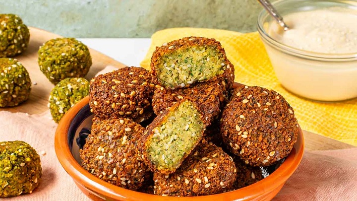  مراحل طرز تهیه فلافل لبنانی اصل با سس مخصوص