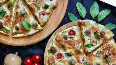 طرز تهیه پیتزا ریحان و گوشت قلقلی | پیتزا فوری با نان آماده