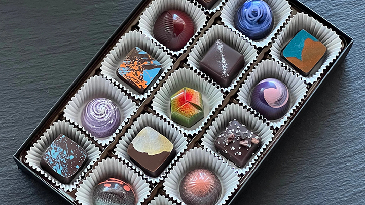 شکلات بخوریم یا نخوریم؟ شکلات بخوریم یا نخوریم؟