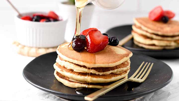 مراحل تهیه پنکیک رژیمی مراحل تهیه پنکیک رژیمی