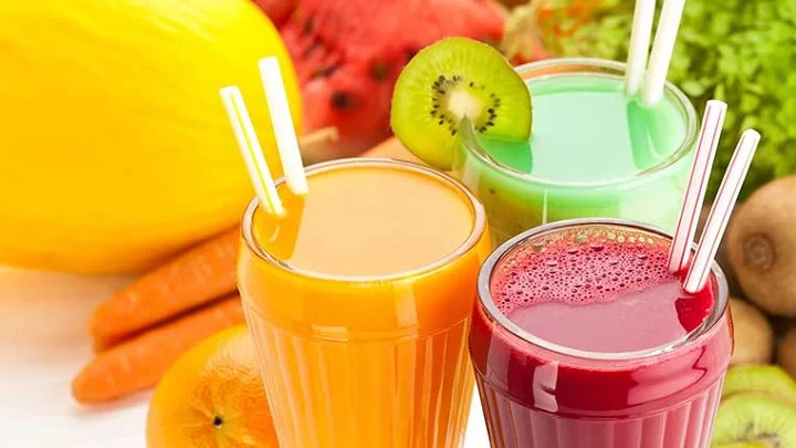 چه زمانی آبمیوه بنوشیم؟