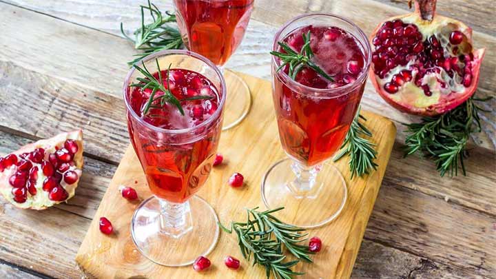 مراحل تهیه کوکتل انار مراحل تهیه کوکتل انار