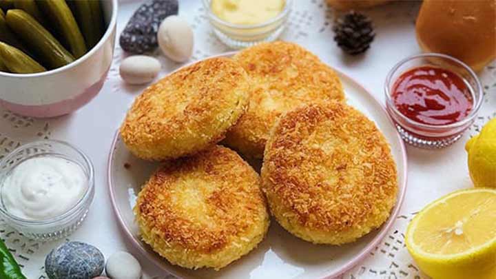 مراحل تهیه کوکو سیب زمینی شکم پر مراحل تهیه کوکو سیب زمینی شکم پر