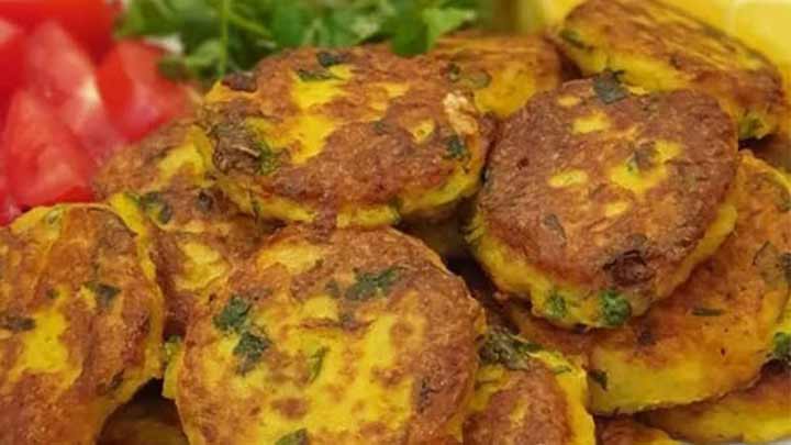 روش درست کردن کوکو سیب زمینی زعفرانی به روش هتلی