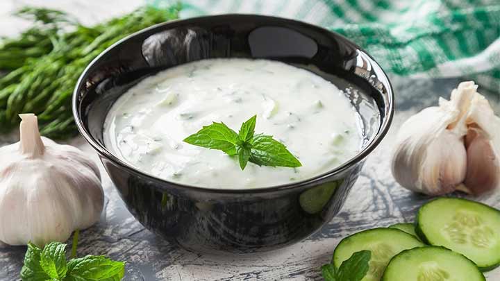 نکات و فوت و فنهای طرز تهیه سس ماست و نعنا نکات و فوت و فنهای طرز تهیه سس ماست و نعنا