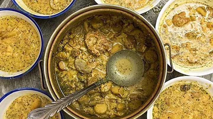 مراحل تهیه آبگوشت بادمجان و کشک مراحل تهیه آبگوشت بادمجان و کشک