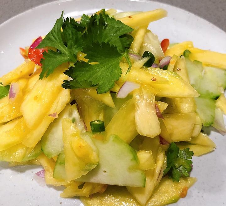 سالاد آکار آناناس و خیار