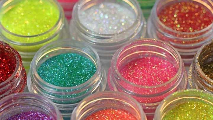 طرز تهیه اکلیل خوراکی خانگی با پودر نشاسته ذرت طرز تهیه اکلیل خوراکی خانگی با پودر نشاسته ذرت