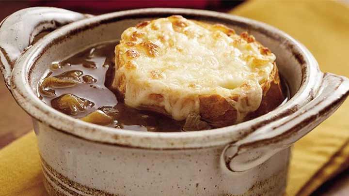 مراحل تهیه آش پیاز مراحل تهیه آش پیاز