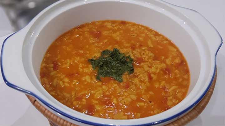 خوشمزهتر شدن سوپ جو با چند ترفند طلایی خوشمزهتر شدن سوپ جو با چند ترفند طلایی