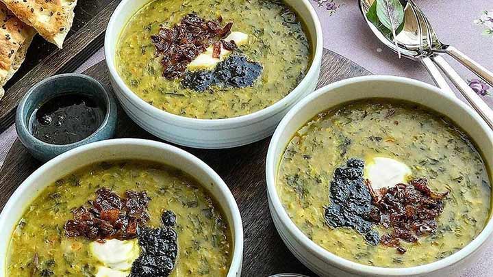 استفاده از استاک گوشت، عصاره قلم یا آب مرغ برای خوشمزه‌تر شدن انواع آش