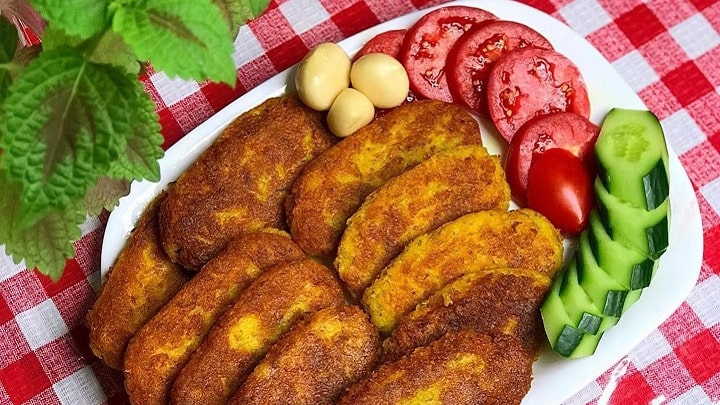 طرز تهیه ساندویچ کوکو سیب زمینی طرز تهیه ساندویچ کوکو سیب زمینی