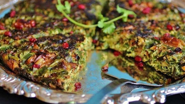 کوکوی تره از غذاهای کم هزینه و ارزان کوکوی تره از غذاهای کم هزینه و ارزان