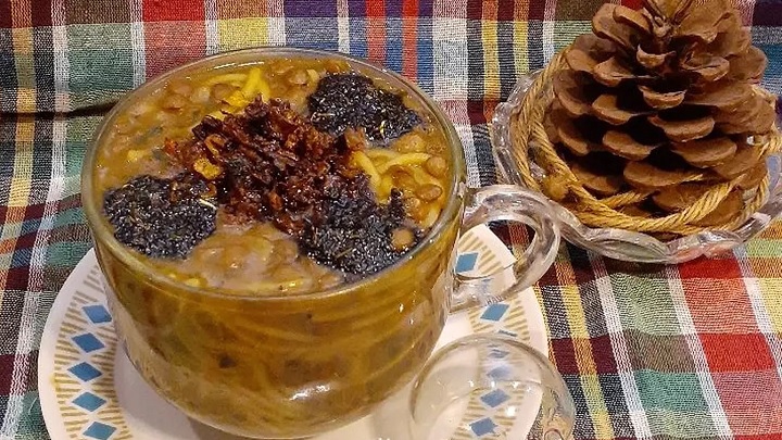 طرز تهیه آش پرپوله یا رشته عدس با آب لیمو ترش