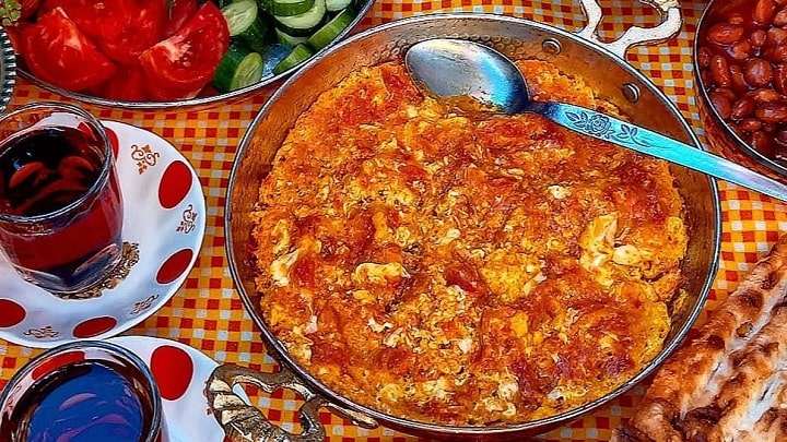 املت از غذاهای کم هزینه و ارزان