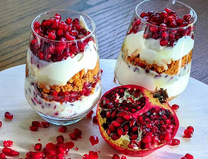 طرز تهیه دسر پارافر انار 