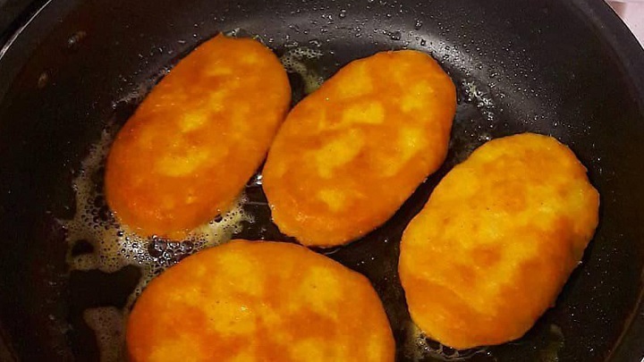 طرز تهیه کوکو سیب زمینی یک تخم مرغی در فر