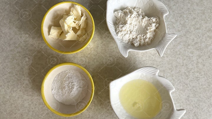 مواد لازم برای طرح انداختن رول کیک سوئیسی