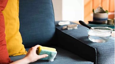 6 مرحله تمیز کردن مبل پارچه‌ای؛ در سه سوت همانند روز اول