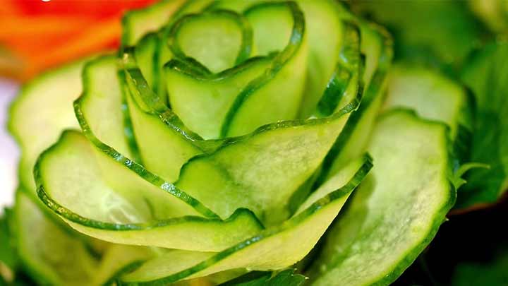 مراحل تهیه مربای خیار به روش مجلسی