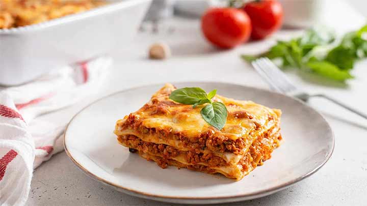 طرز تهیه لازانیای ایتالیایی طرز تهیه لازانیای ایتالیایی