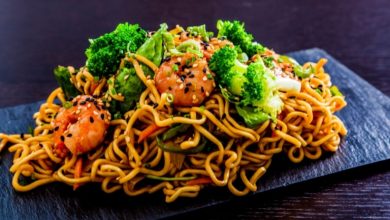 طرز تهیه سالاد نودل؛ یک پیش غذای ساده و خوشمزه