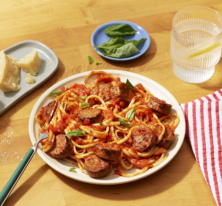 مراحل تهیه نودل با سوسیس مراحل تهیه نودل با سوسیس