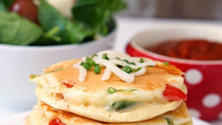 پنکیک پیتزایی ساده و فوری به سبک ترکیه‌ای