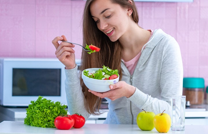 رژیم غذایی متعادلی داشته باشید برای حفاظت مو از آلودگی رژیم غذایی متعادلی داشته باشید برای حفاظت مو از آلودگی