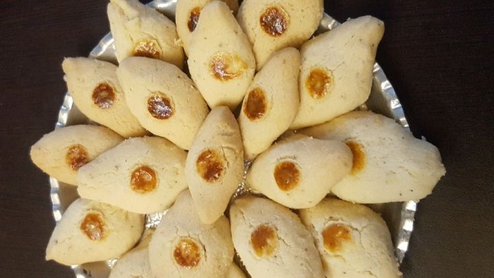 مراحل تهیه شیرینی شستی زنجان