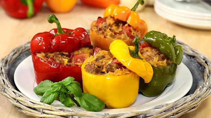 دلمه بادمجان و فلفل دلمه ای دلمه بادمجان و فلفل دلمه ای