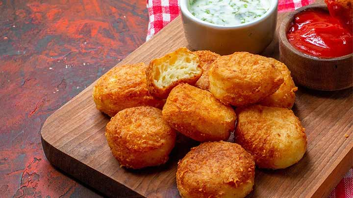 مراحل تهیه فلافل مرغ پیتزایی