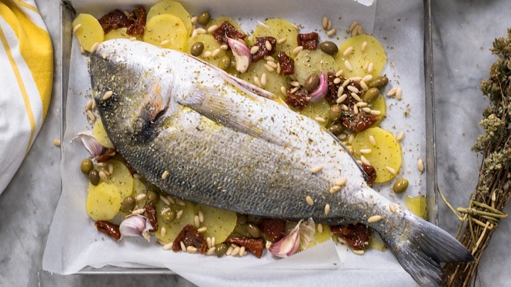 ماهی در یخچال سریع فاسد می‌شود