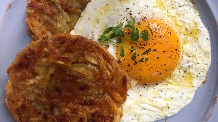 مراحل تهیه هش براون مراحل تهیه هش براون