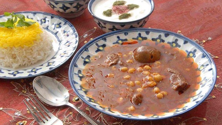مراحل تهیه خورش نخود آله کاشانی