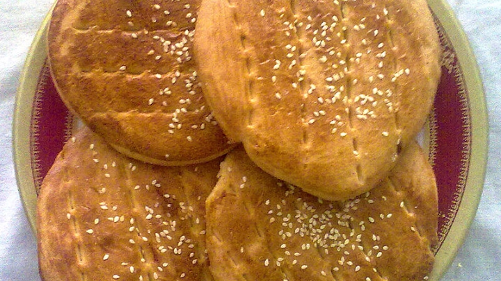 دستور پخت نان فطیر به روش اصیل اراکی دستور پخت نان فطیر به روش اصیل اراکی