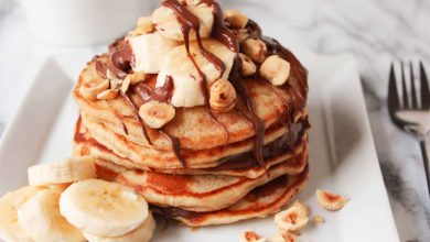 پنکیک با موز و نوتلا