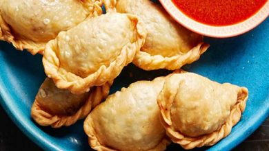 طرز تهیه پیراشکی هندی با خمیر خانگی؛ خوشمزه و پر ادویه